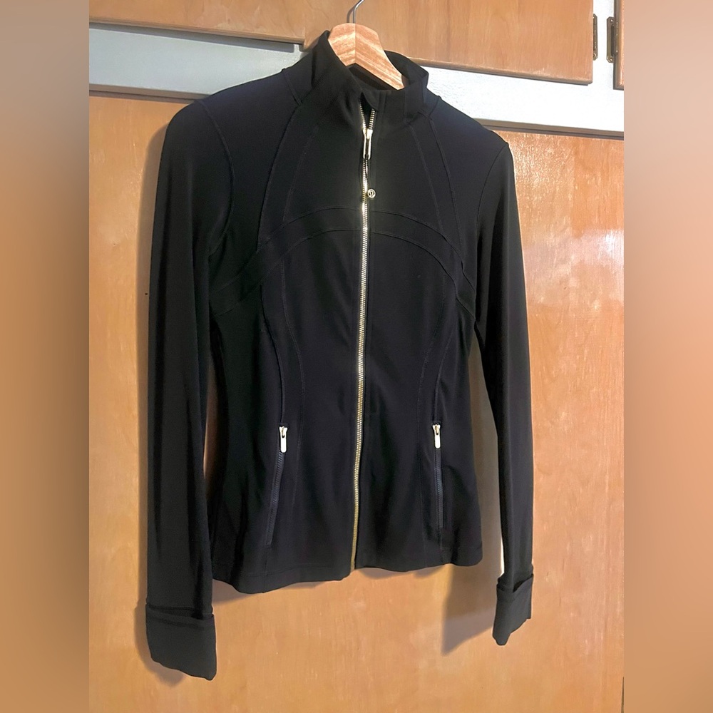 Black and gold lululemon define jacket